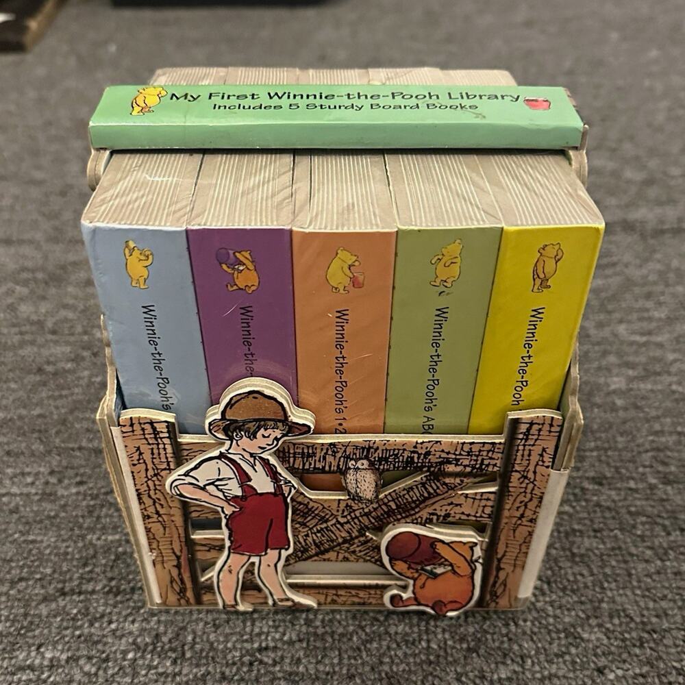 My First Winnie-the-Pooh Library Box Set 5 Board Books Illustrated Milne